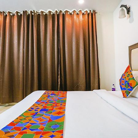 Fabhotel Jpm The Grand Bella - Nr Nehru Place Market ニューデリー エクステリア 写真