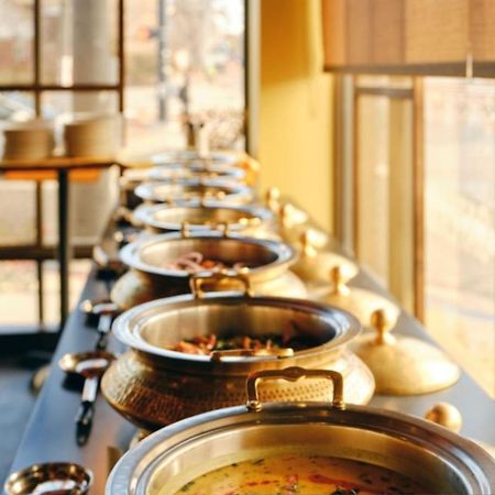 Fabhotel Jpm The Grand Bella - Nr Nehru Place Market ニューデリー エクステリア 写真
