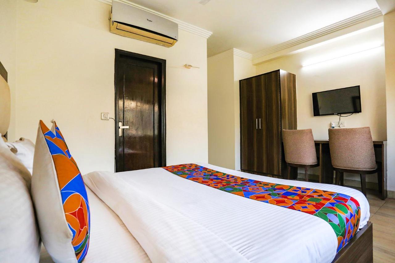Fabhotel Jpm The Grand Bella - Nr Nehru Place Market ニューデリー エクステリア 写真