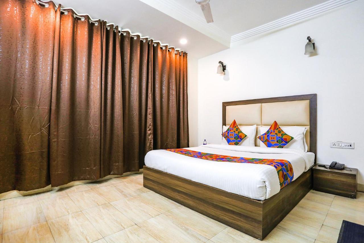 Fabhotel Jpm The Grand Bella - Nr Nehru Place Market ニューデリー エクステリア 写真