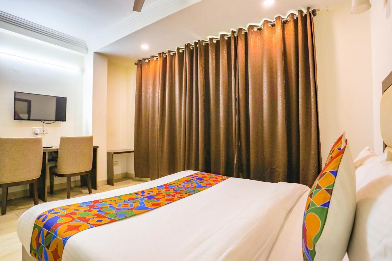 Fabhotel Jpm The Grand Bella - Nr Nehru Place Market ニューデリー エクステリア 写真